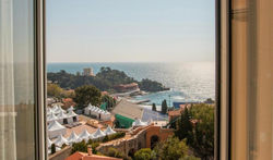 NEW LISTING !!APARTMENT JUST A FRONT OF LEGENDARY MONTE CARLO BEACH AND TENNIS CLUB !