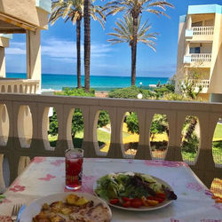 Apartamento vistas al mar desde la terraza