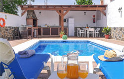 Stunning home in Algatocín w/ Outdoor swimming pool, Outdoor swimming pool and 4 Bedrooms