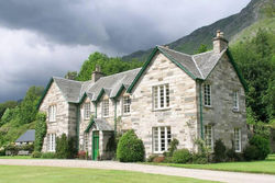 Chesthill House and Estate, Glen Lyon