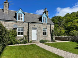 Burnside Cottage on the Blarich Estate