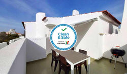 Areias Apartment & Oura Beach & Wi-Fi & BBQ & Oura Strip Albufeira