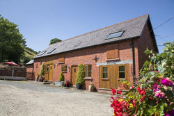 2 Bed Llangollen Cottage - Sleeps 4