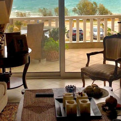 Luxury Beach Flat with Gorgeous Sea View