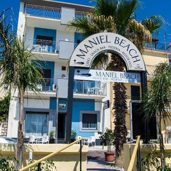 Maniel Beach Hotel