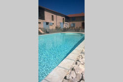 Gîte à la ferme avec piscine