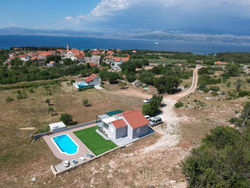 Nane Garden house with pool