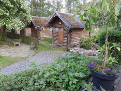 Birkenhof Ashram Familien Blockhütten