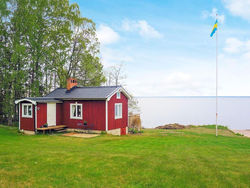 Holiday home FRÄNDEFORS IV