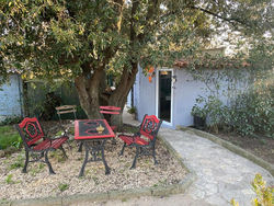 Studio au pont du gard Piscine et Jacuzzi chez Valerie Payre