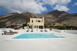 Private Villa Evgenia with swimming pool