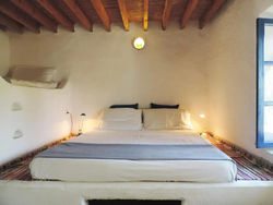 Lovely independent room in Ecovilla on the beach