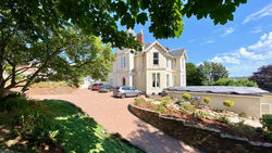 Torbay Rise - With pool, hot tub, sauna, gym, games and cinema room; sea views