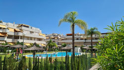 Chapín Jardines Piscina Terraza 3 Rooms 2 baños