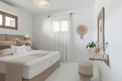 Executive Paros Villa Villa Avra Sea View and Outdoor Jacuzzi Villa Kostos Damouli