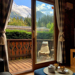 Family Chalet Central Chamonix Mont Blanc Views