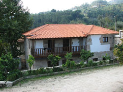 Casa do Outeiro da Ribeira