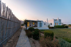 Yin Yang Guest House - Paros