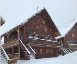 Charmant chalet au coeur de la Station de Réallon