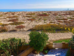 VILLA SUR LE SABLE VUE MER PANORAMIQUE PISCINE CLIM WIFI