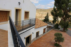 Casa rural cerca del río Chícamo