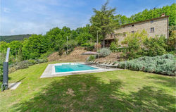 Nice home in Cortona with Outdoor swimming pool and 6 Bedrooms