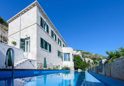 Villa Grande Bukovca - Beautiful 5 bedroom villa - Sea views - Glamorous location