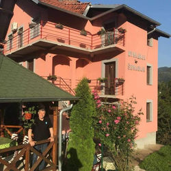 Sobe i Apartmani 