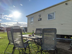 NigElla - West Sands Holiday Park - 2 Bedroom & Pet Friendly