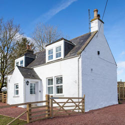 High Whitecleugh Cottage