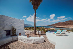 Seaside Villa La Graciosa