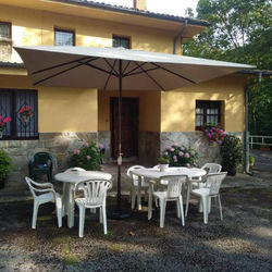 Río España - Casa amplia con patio y barbacoa en Villaviciosa