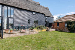 Granary Cottage Valley Farm Barns Snape Air Manage Suffolk