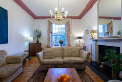 Central Edinburgh 5-bedroom flat