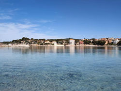 Joli studio les pieds dans l eau