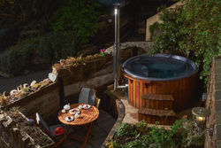 Swallows End - Apartment with hot tub, sauna and pool (Dartmoor)