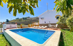 Nice home in Torrox with Outdoor swimming pool, WiFi and 3 Bedrooms