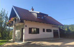 Stunning home in Jablan with WiFi and 2 Bedrooms