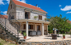 Beautiful home in Gornji Prolozac with WiFi and 2 Bedrooms