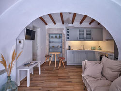 Retreat Paros - The Arch Apartment