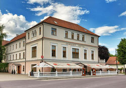 Grandhotel Sluchátko - EX Zámecký hotel
