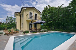 Holiday House with Pool