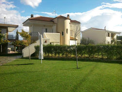 Anavra Cottage Home