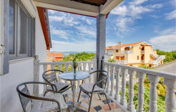 Awesome apartment in Marsici with WiFi and 1 Bedrooms