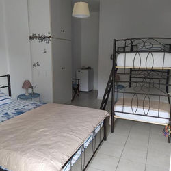 Eleni Karouti rooms for rent