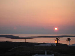 Tranquil house in Paros