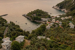 Olive House in Damoucharu with a sea view