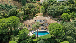 Belle et grande villa, piscine, clim, vue mer Cavalaire sur Mer