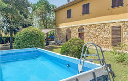 Beautiful home in Volterra with Outdoor swimming pool, WiFi and 6 Bedrooms