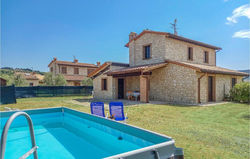 Stunning home in Volterra with Outdoor swimming pool, WiFi and 3 Bedrooms